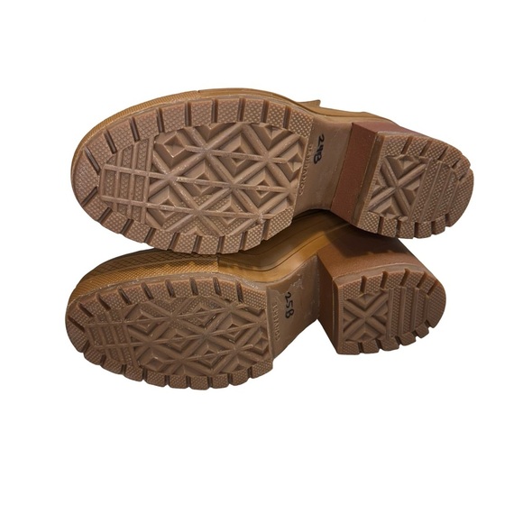 Converse GR82 CTAS Boot
Leather Clove Brown Sz 7 - Picture 6 of 6